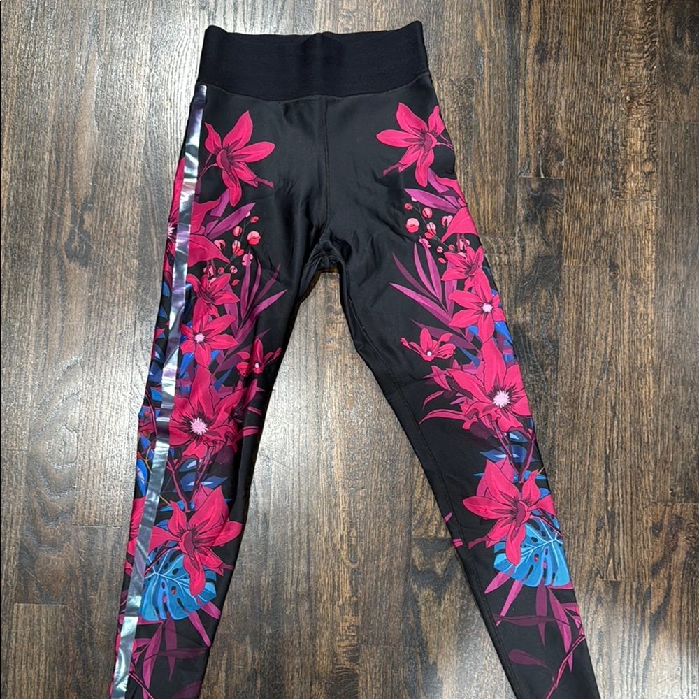 Floral Black and Pink ultra core Leggings
